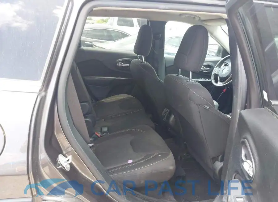 1C4PJMCB6GW361112# 8