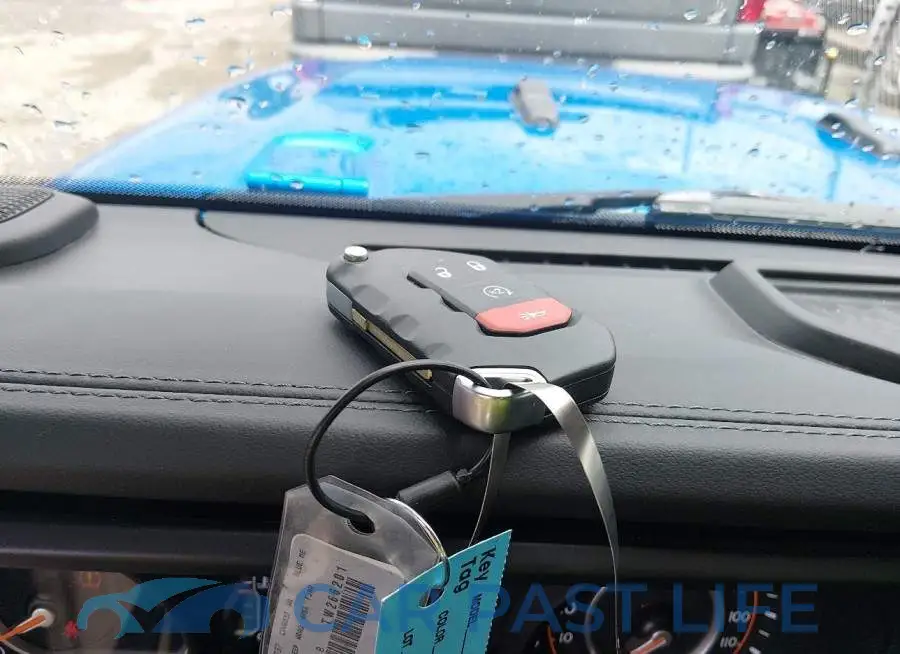 1C4PJXEN8TW266201# 11