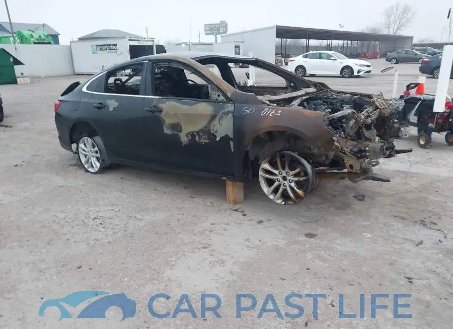 1G1ZD5ST3JF152569# 1