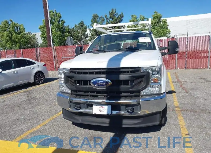 1FD7W2BT3NEE26027# 12