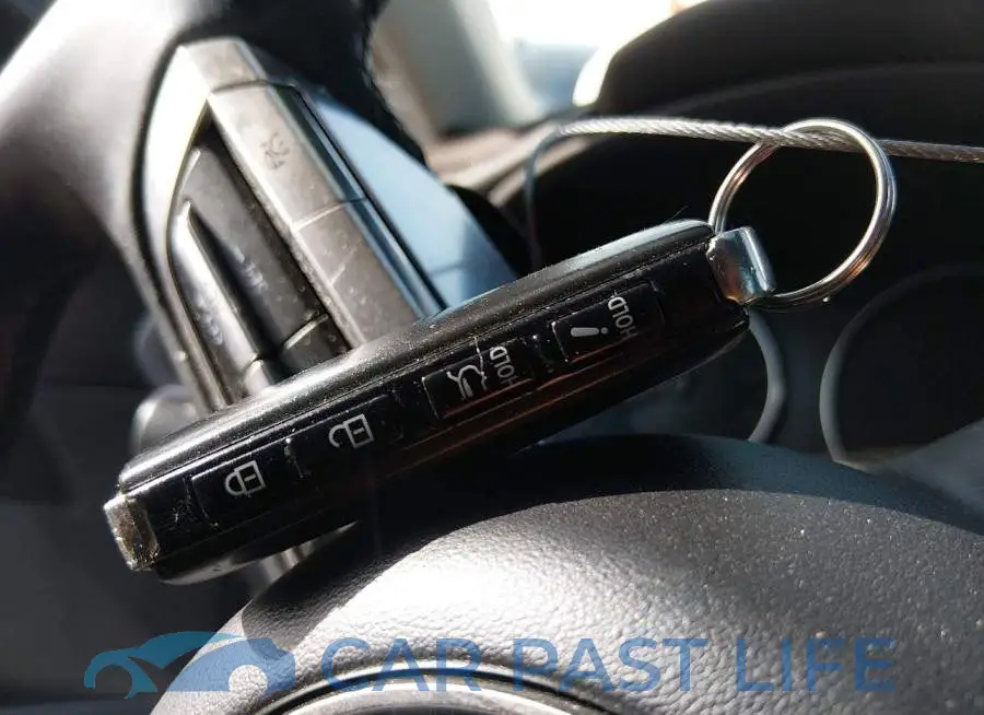 3MVDMBDY1NM411928# 11