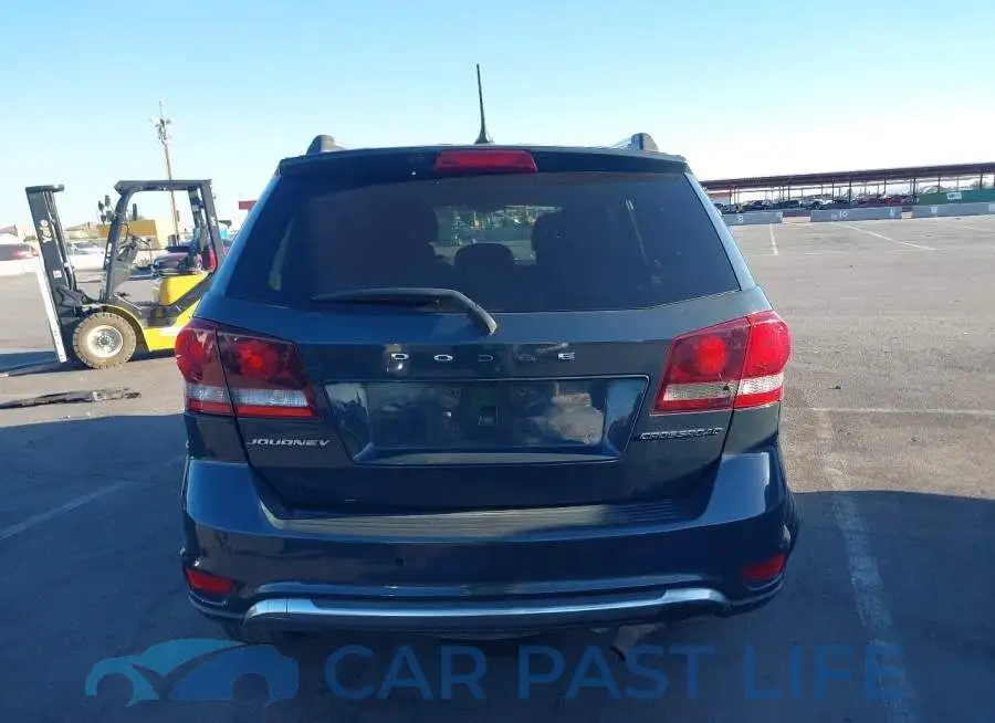 3C4PDCGB6HT563807# 17