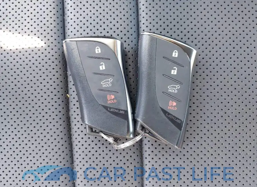 2T2BAMCA8PC035561# 11
