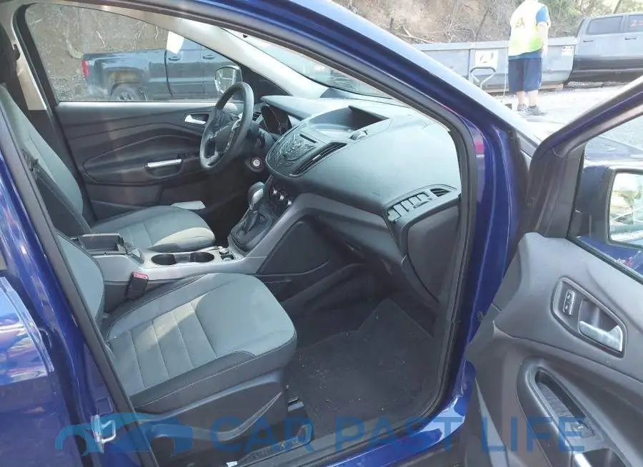 1FMCU9GX4GUB74547# 5