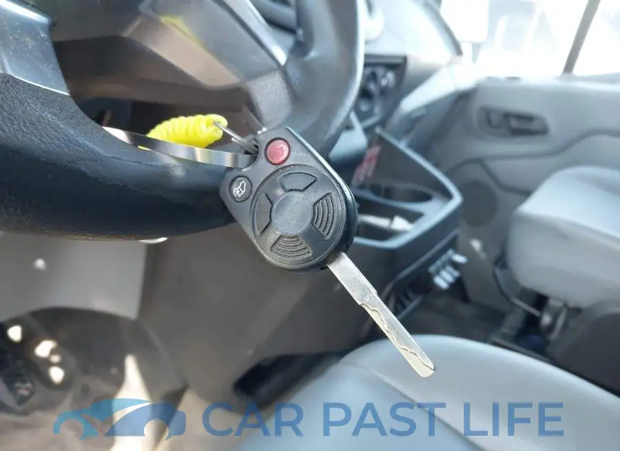 1FTYE2CV1HKA96079# 11
