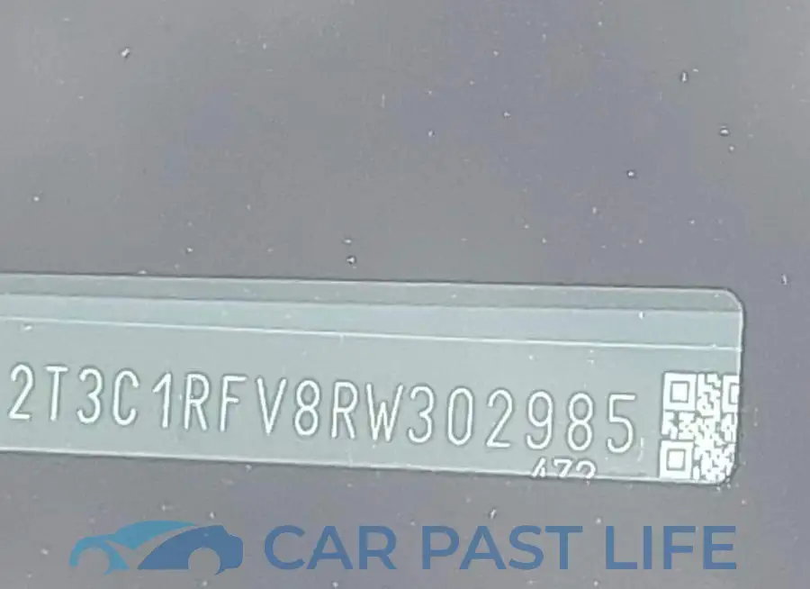 2T3C1RFV8RW302985# 18
