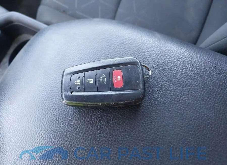2T3P1RFV7MW243373# 11