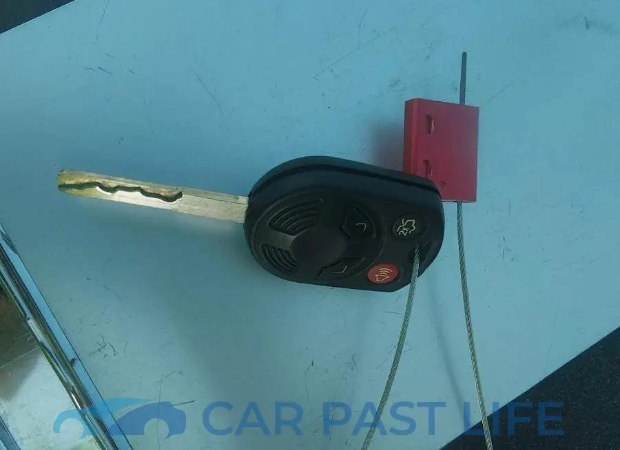 1FADP3K21JL330295# 11