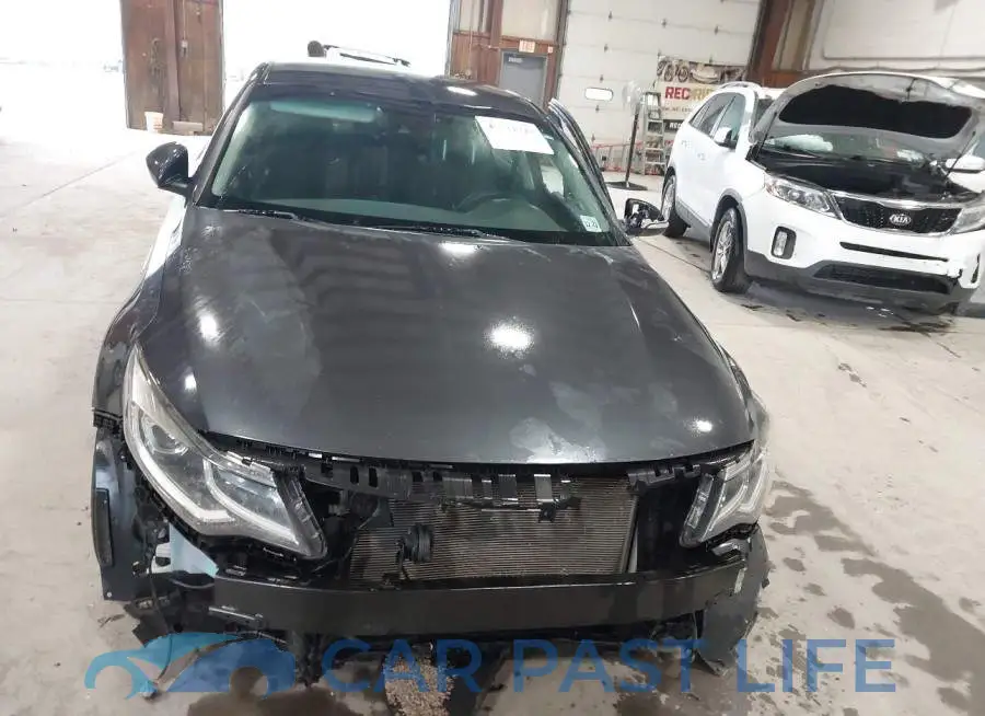 5XXGT4L38KG320476# 12