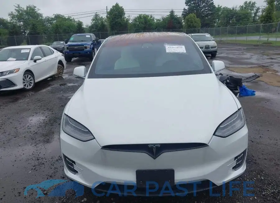 5YJXCDE25HF076494# 13