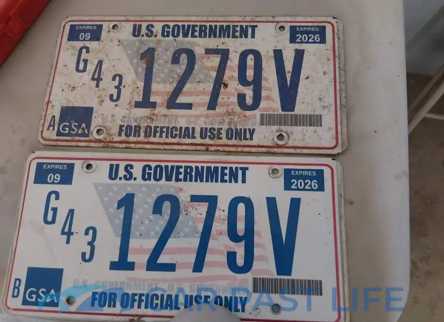 1GCWGBFG0J1273201# 12