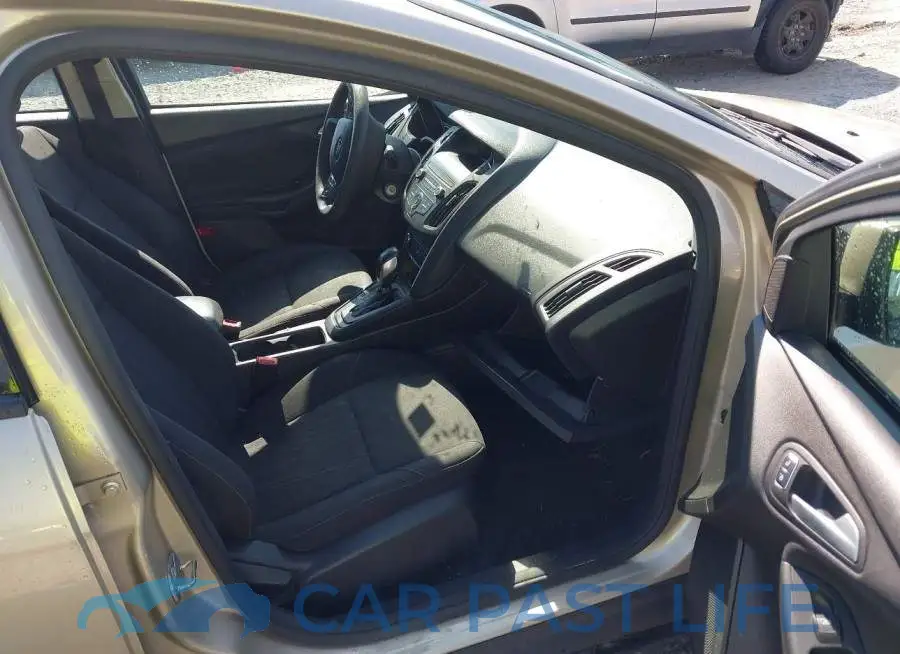 1FADP3F2XJL212787# 5