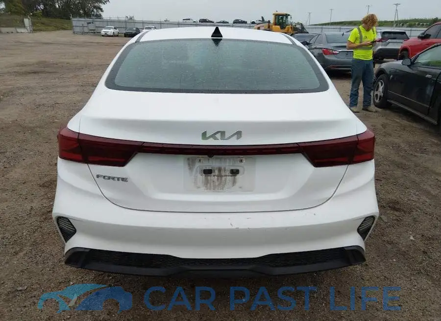 3KPF24AD3RE765897# 16