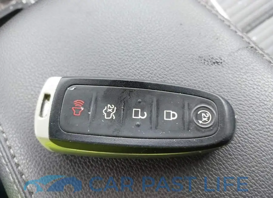 1FMCU9GD2KUA07957# 11