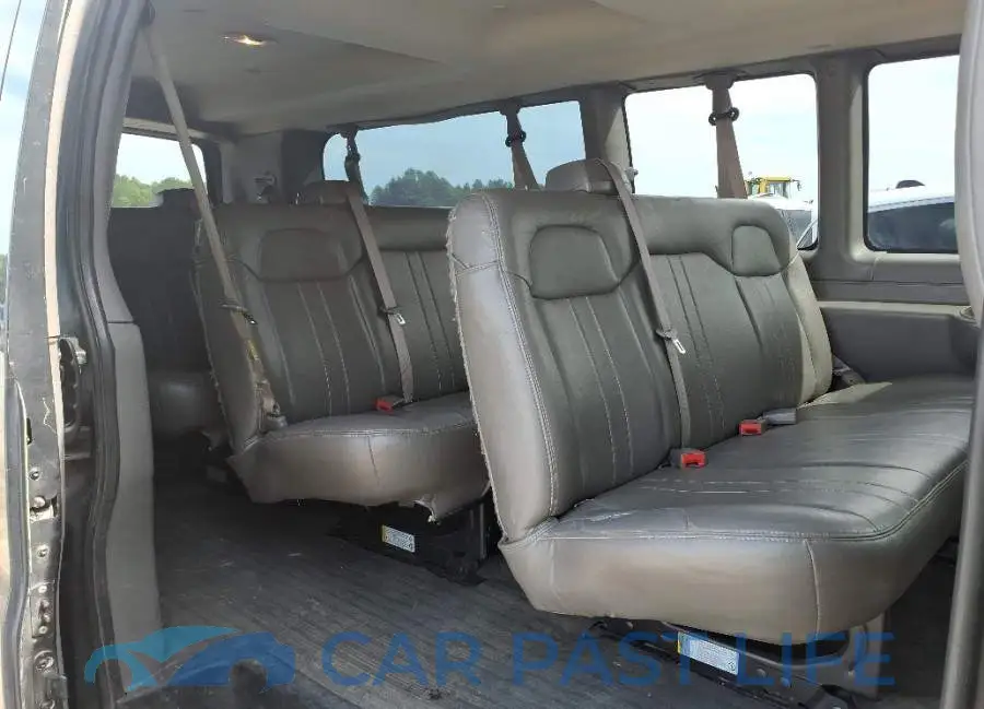 1GAZGNFG8H1293651# 8