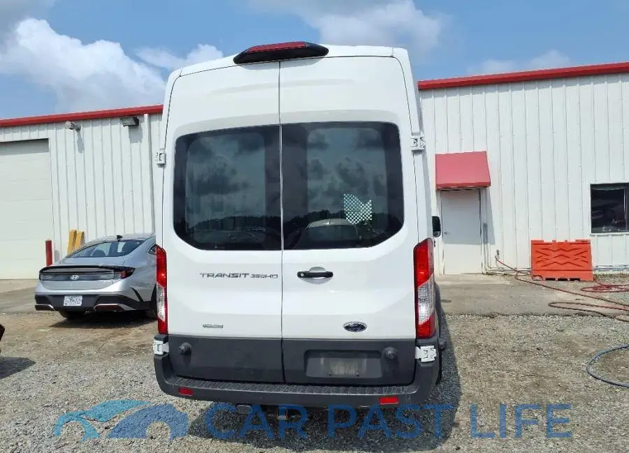 1FTRS4XG9JKB31218# 16