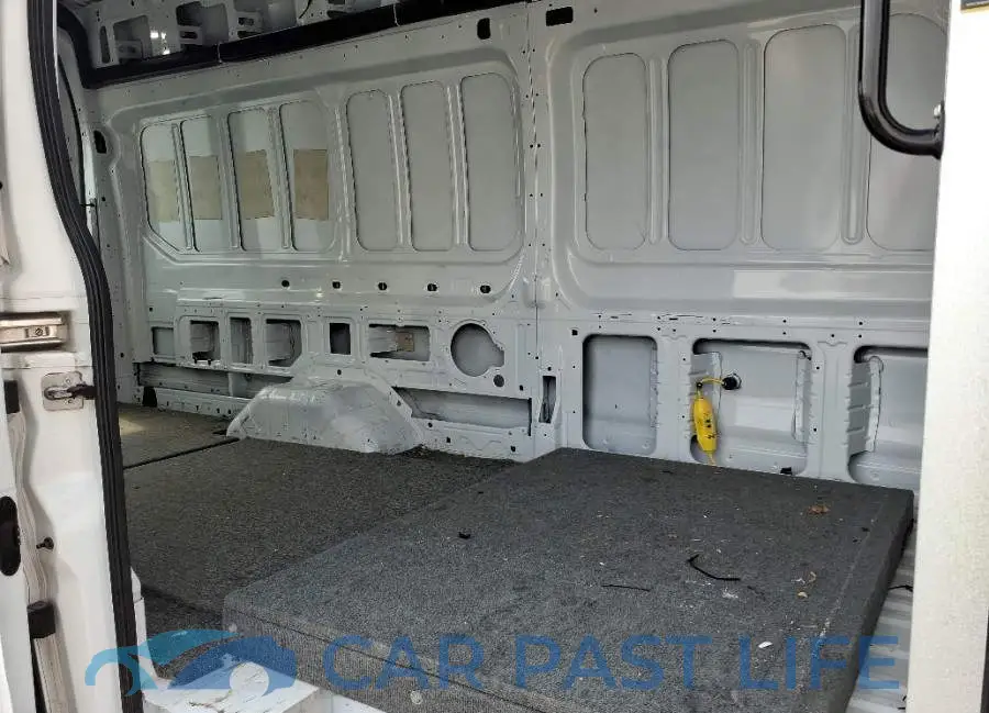 1FTRS4XG9JKB31218# 8