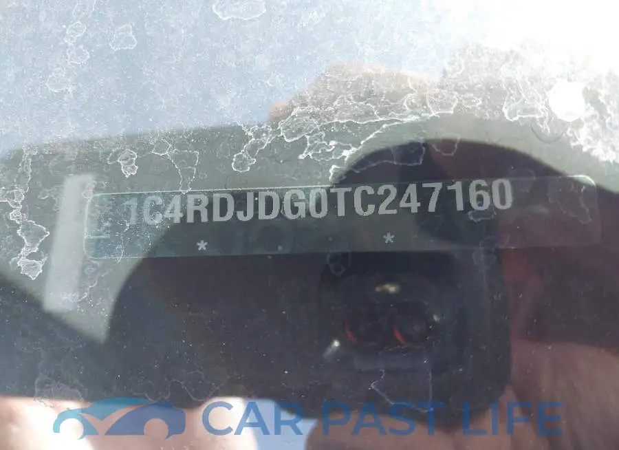 1C4RDJDG0TC247160# 9