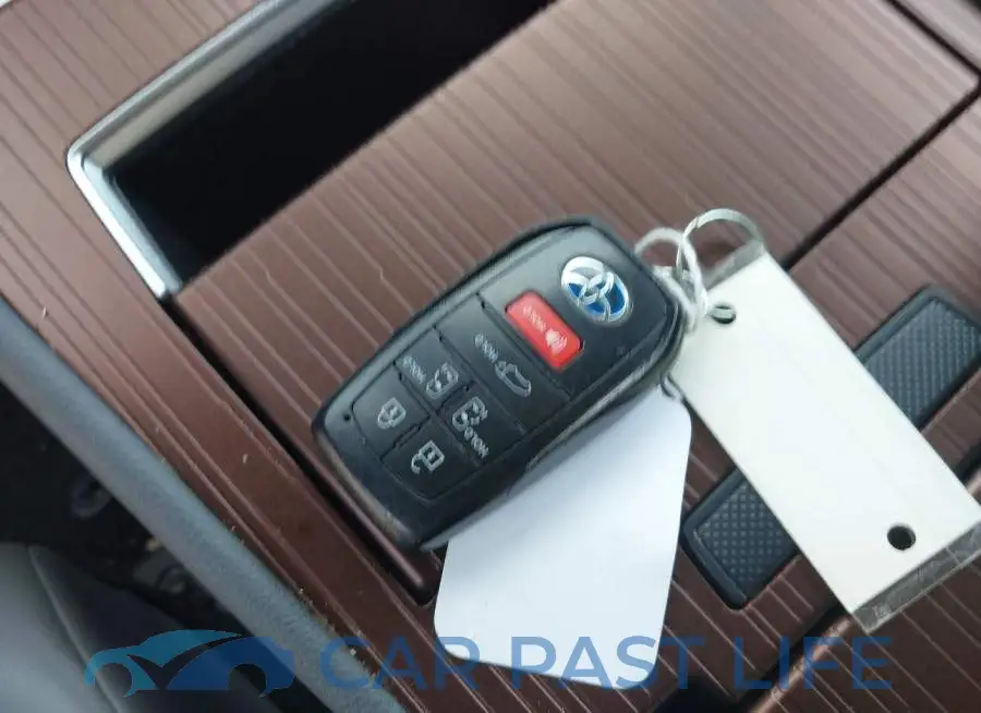 5TDYSKFC3RS143173# 11