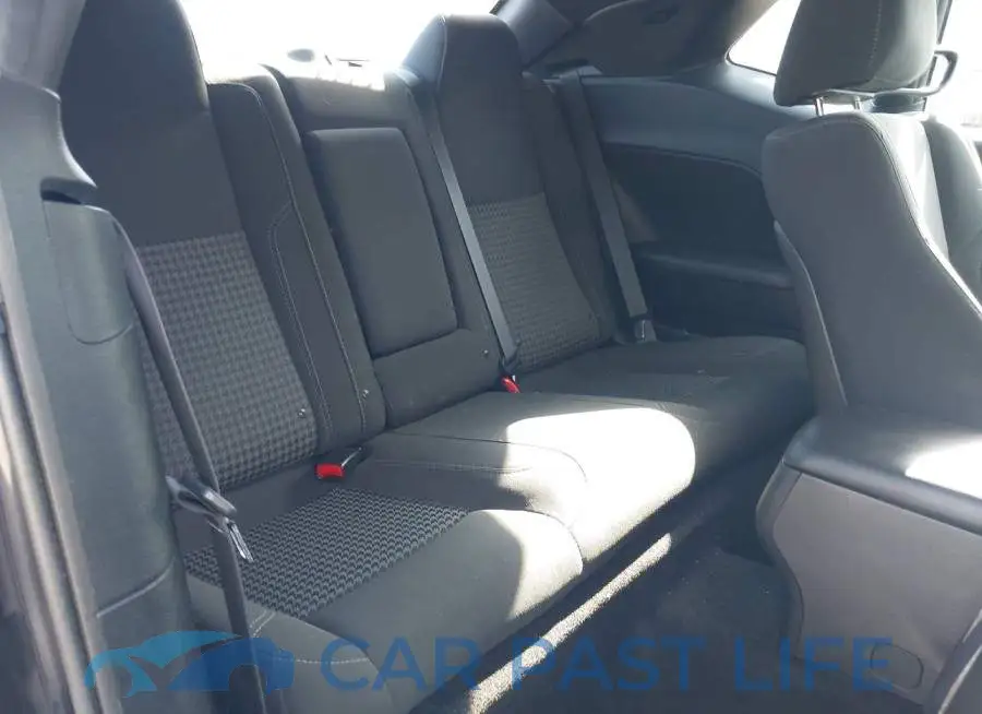 2C3CDZAG9JH178170# 8