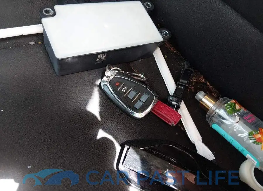1G1ZD5ST8PF139602# 11
