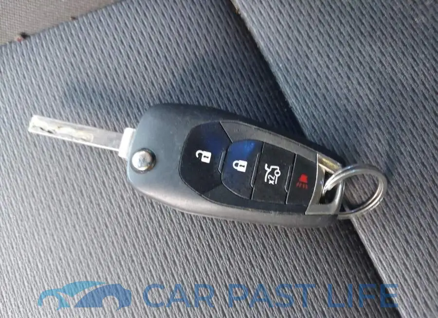 1G1BE5SM3J7150502# 11