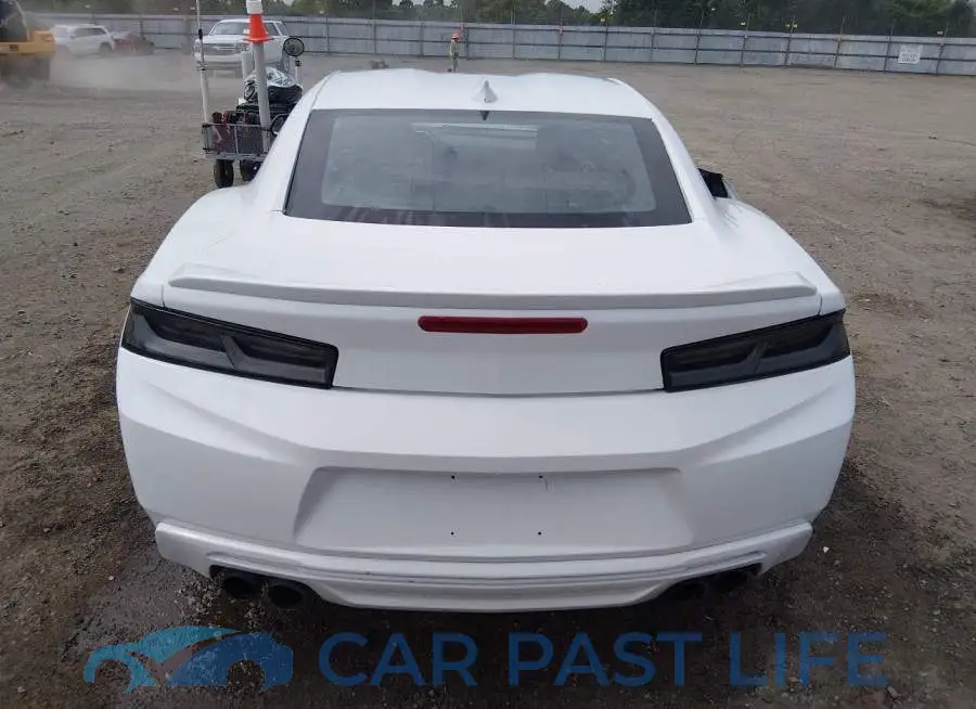 1G1FB1RS6J0190945# 16