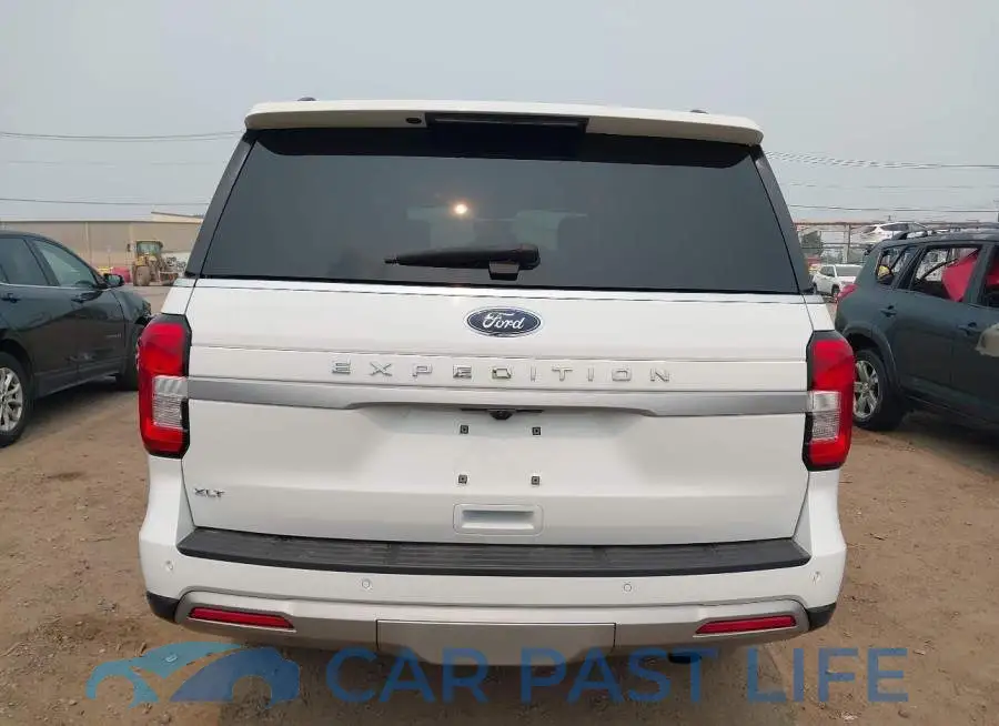 1FMJU1JT5NEA39955# 16