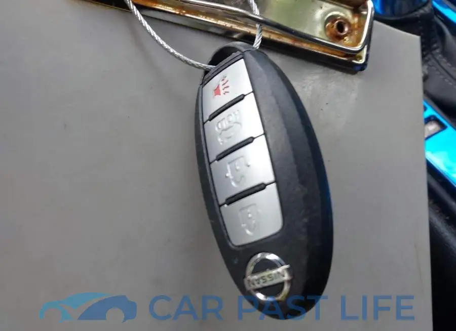 3N1AB8BV8NY305008# 11