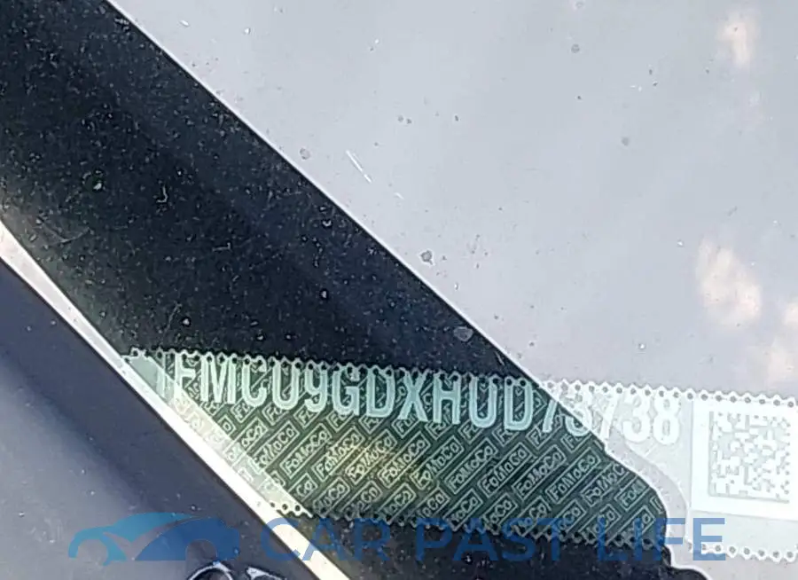 1FMCU9GDXHUD73738# 12