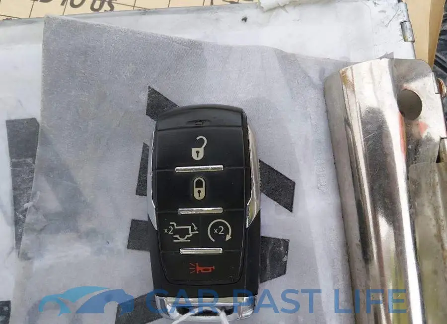 1C6SRFJT1LN275787# 11