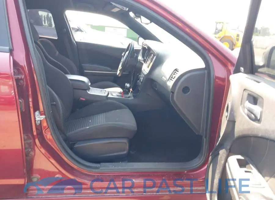 2C3CDXMG3NH214246# 5