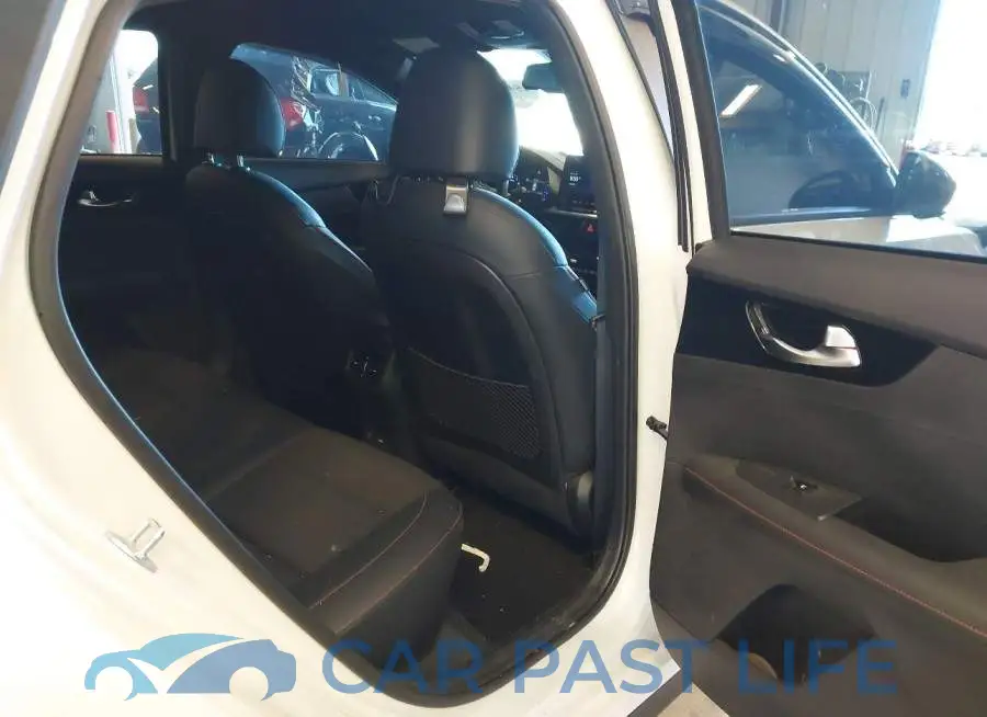3KPF44AC0PE582794# 8