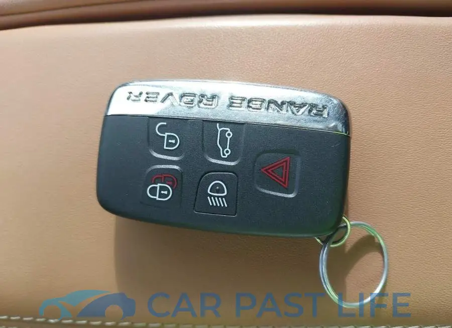 SALYL2EX0KA780406# 11