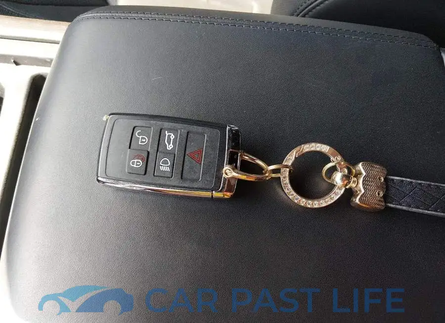 SALE37RU1N2066847# 11