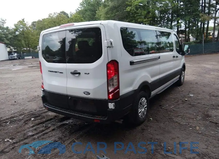 1FBAX2Y89TKB12525# 4