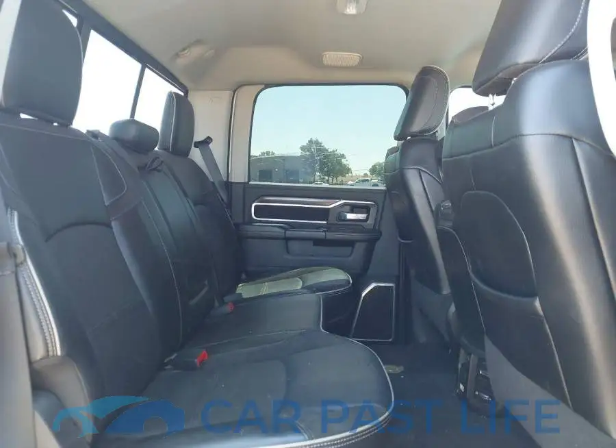 3C6UR5FL4RG197597# 8