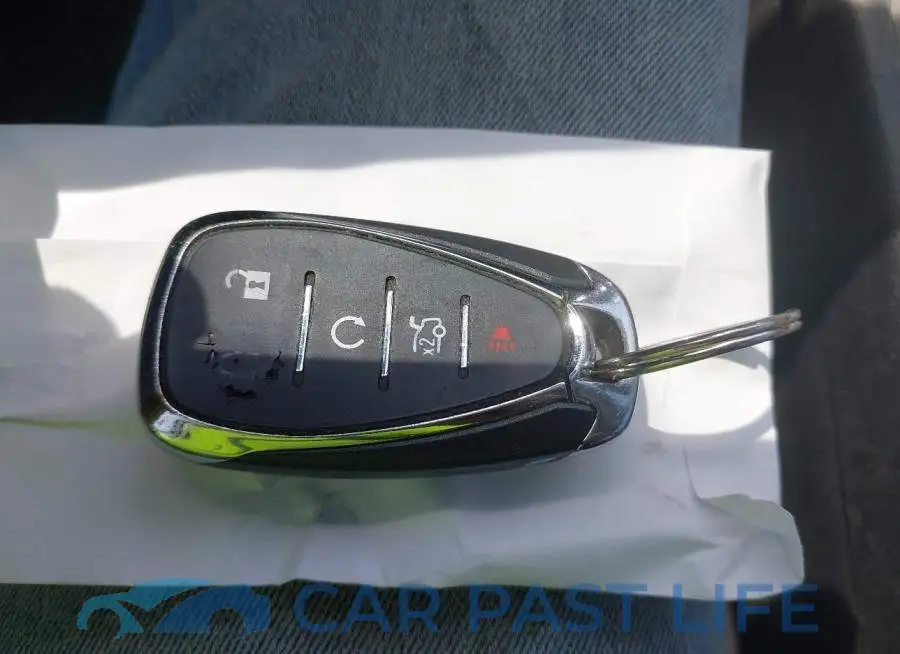 1G1ZC5ST2KF125948# 11