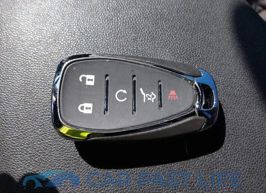 3GNAXKEG7RS202977# 11