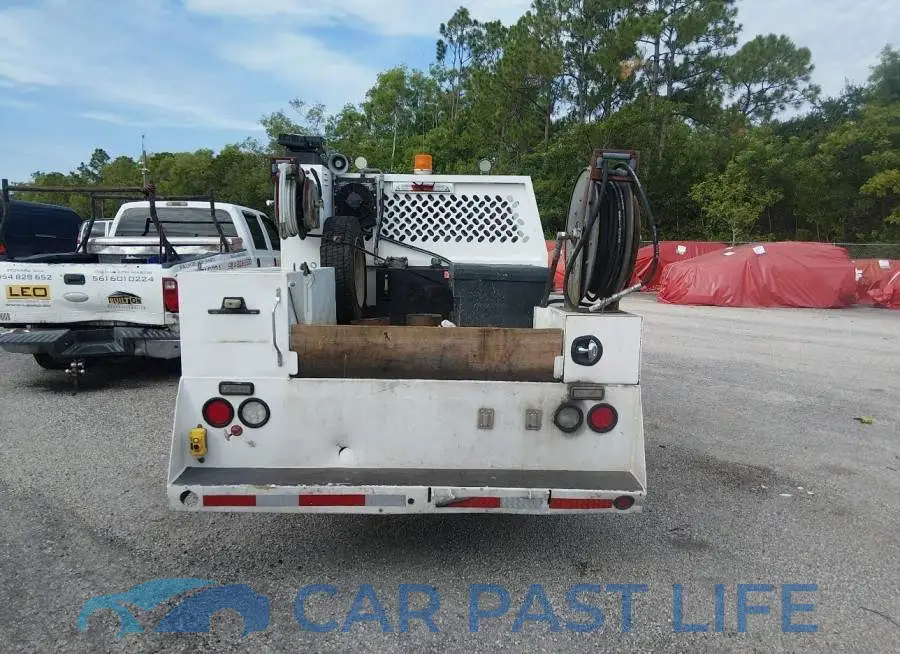 1FD7X3B61JEB52964# 15