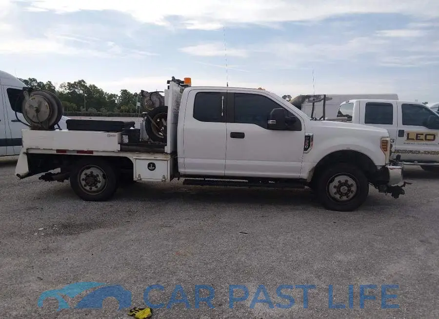 1FD7X3B61JEB52964# 12