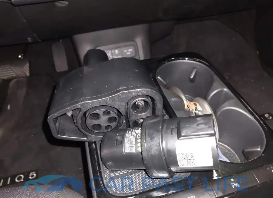 7YAKM4DB3SY014715# 20