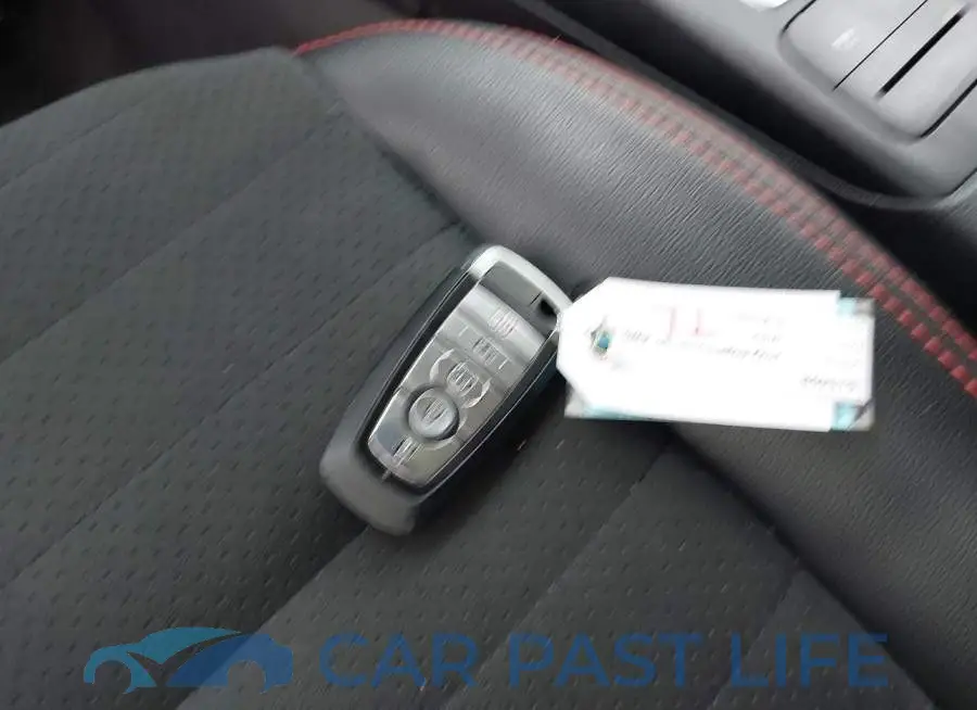 1FMCU9H92NUB68078# 11