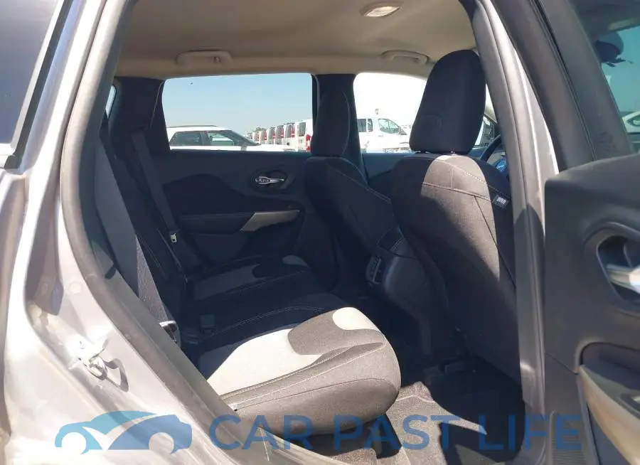 1C4PJLAB0HD225097# 8