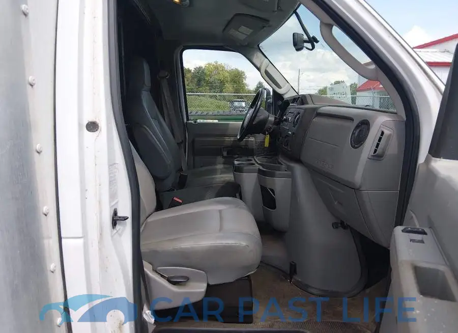 1FDXE4FS9HDC12038# 5