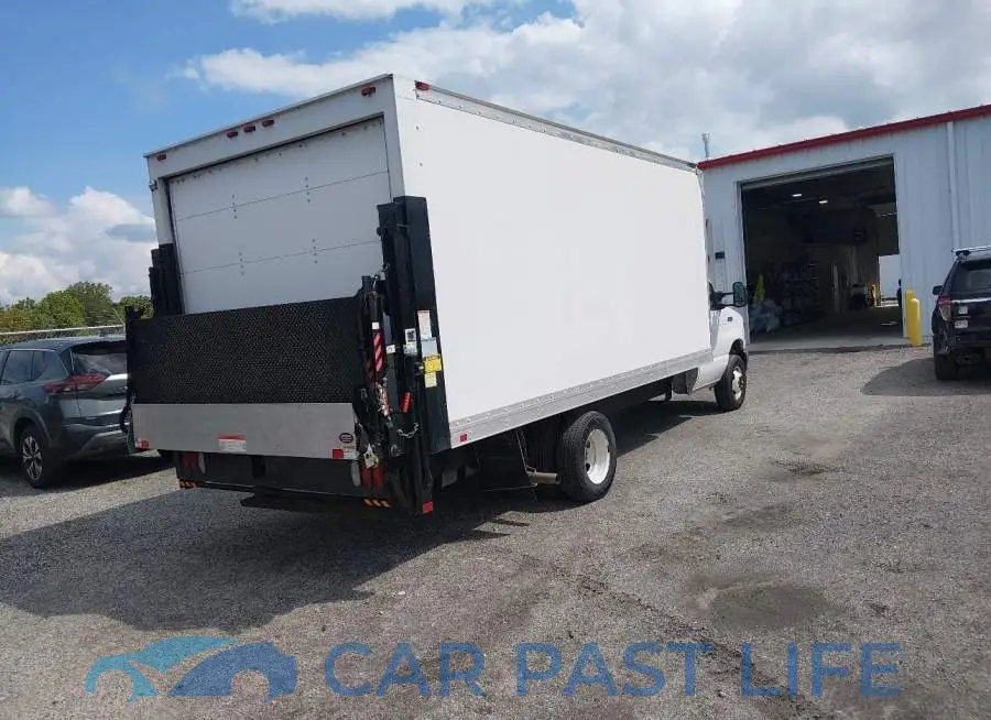 1FDXE4FS9HDC12038# 4