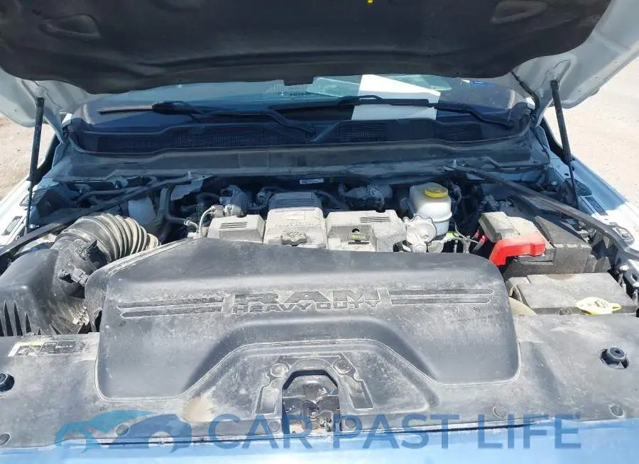 3C6UR5HL8RG305006# 10