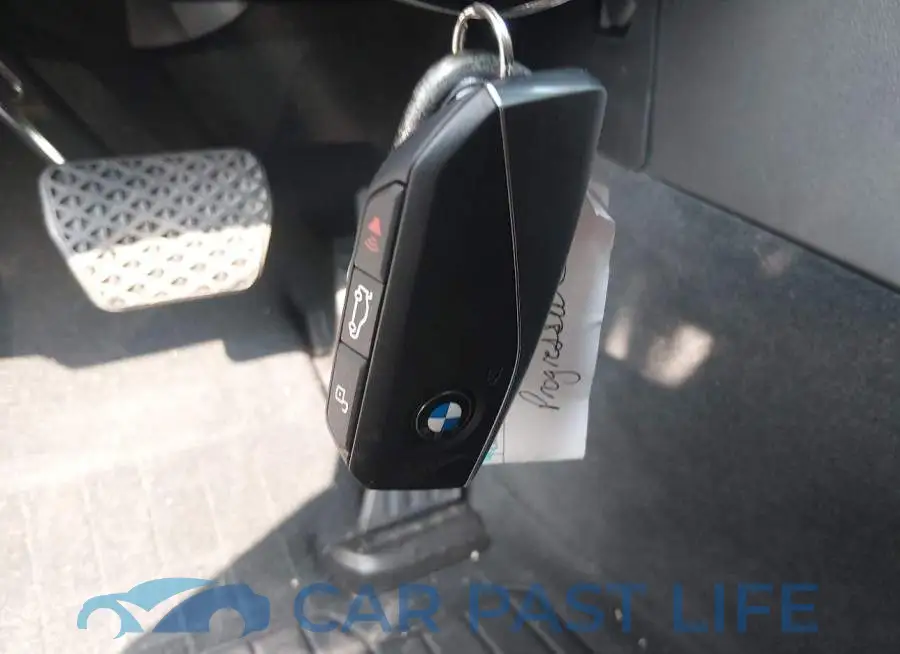 5UX53GP07T9429940# 11