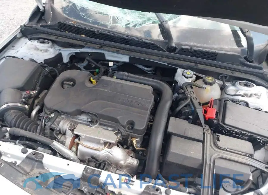 1G1ZD5ST5SF152817# 10