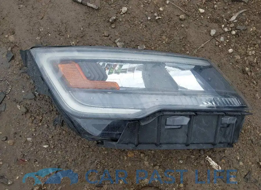 1FM5K8GT3JGC46138# 12